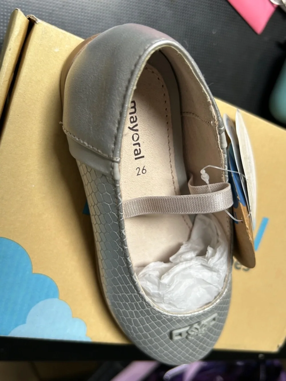 Mayoral Girls' Silver Textured Ballerina Shoe. New in box! Euro Sizes 26 and 27